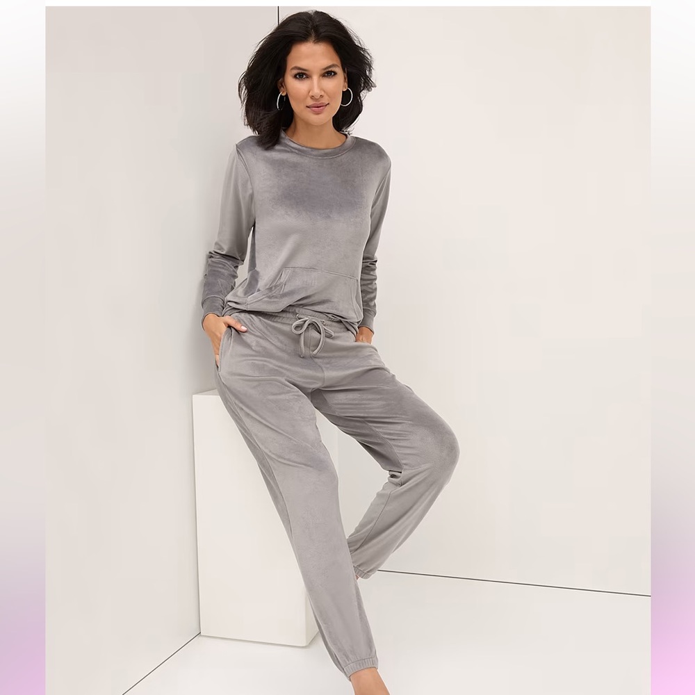 Velour Set - image 1